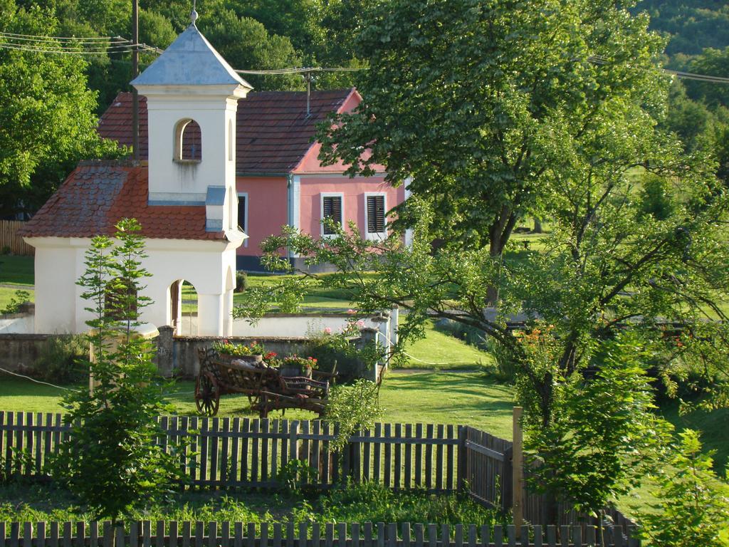 Country House Tunjina Kuca Stara Kapela Guest House Pavlovci Room photo