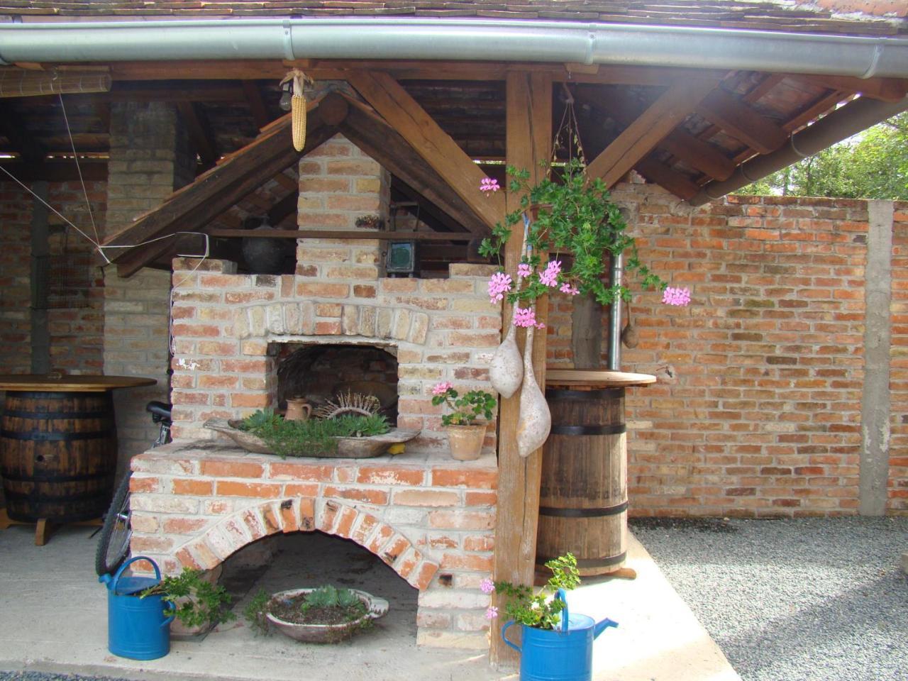 Country House Tunjina Kuca Stara Kapela Guest House Pavlovci Exterior photo